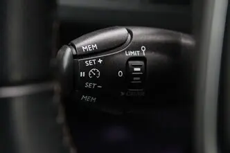 Peugeot 5008, 1.5, 96 kW, diesel, automatic, front-wheel drive