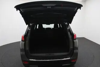 Peugeot 5008, 1.5, 96 kW, diesel, automatic, front-wheel drive