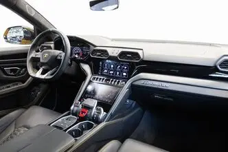 Lamborghini Urus, 4.0, 478 kW, petrol, automatic, four-wheel drive