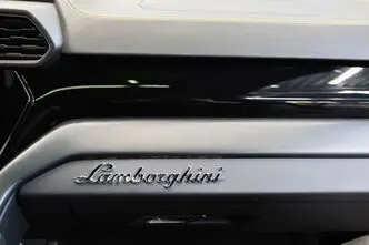 Lamborghini Urus, 4.0, 478 kW, petrol, automatic, four-wheel drive