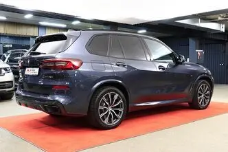BMW X5, 3.0, 290 kW, plug-in hybrid, automatic, four-wheel drive