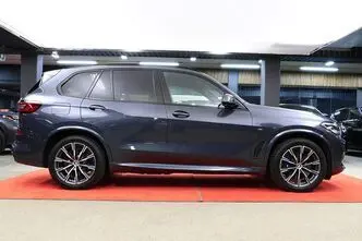 BMW X5, 3.0, 290 kW, plug-in hybrid, automatic, four-wheel drive