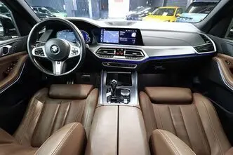 BMW X5, 3.0, 290 kW, plug-in hybrid, automatic, four-wheel drive