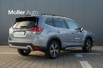 Subaru Forester, 2.0, 110 kW, гибрид, автомат, полный привод