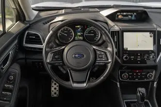 Subaru Forester, 2.0, 110 kW, гибрид, автомат, полный привод
