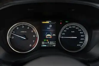 Subaru Forester, 2.0, 110 kW, гибрид, автомат, полный привод