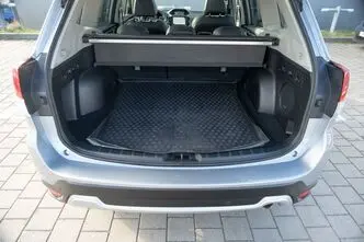 Subaru Forester, 2.0, 110 kW, гибрид, автомат, полный привод