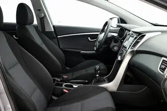 Hyundai i30, 1.4, 66 kW, diesel, manual, front-wheel drive