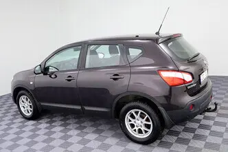 Nissan Qashqai, 1.6, 86 kW, petrol, manual, front-wheel drive