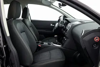 Nissan Qashqai, 1.6, 86 kW, petrol, manual, front-wheel drive