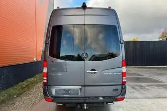 Mercedes-Benz Sprinter, 140 kW, diesel, automatic