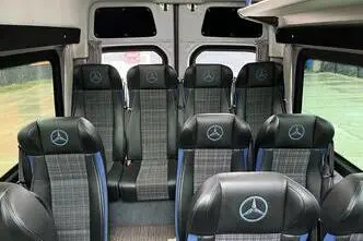 Mercedes-Benz Sprinter, 140 kW, diesel, automatic