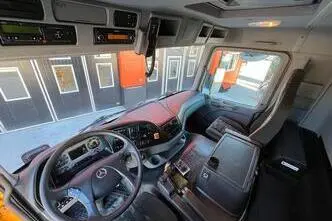 Mercedes-Benz Actros, 308 kW, diisel, automaat