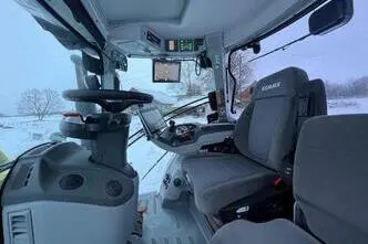 141 kW, автомат