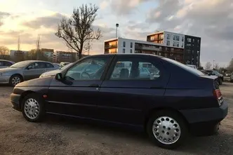 Alfa Romeo Alfa 146, 1.7, petrol, manual, front-wheel drive