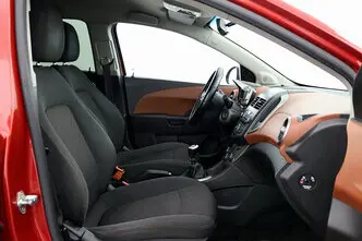 Chevrolet Aveo, 1.4, 74 kW, petrol, manual, front-wheel drive
