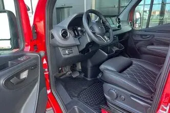 Mercedes-Benz Sprinter, 2.0, 140 kW, diesel, automatic, rear-wheel drive