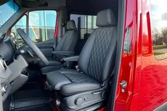 Mercedes-Benz Sprinter, 2.0, 140 kW, diesel, automatic, rear-wheel drive