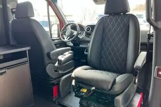 Mercedes-Benz Sprinter, 2.0, 140 kW, diesel, automatic, rear-wheel drive