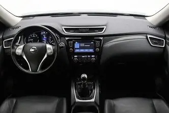 Nissan X-Trail, 1.6, 120 kW, бензин, механическая, передний привод