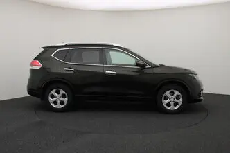 Nissan X-Trail, 1.6, 120 kW, бензин, механическая, передний привод