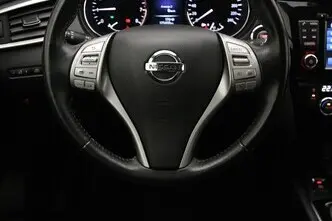 Nissan X-Trail, 1.6, 120 kW, бензин, механическая, передний привод