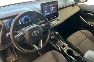 Toyota Corolla, 1.8, 72 kW, гибрид, автомат, передний привод