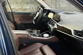 BMW X5, 3.0, 210 kW, hübriid, automaat, nelikvedu