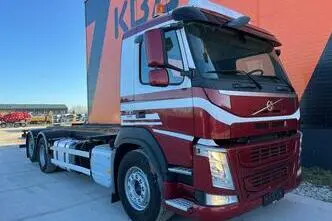 Volvo FM 330 6x2*4, 250 kW, diisel, automaat