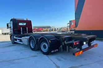 Volvo FM 330 6x2*4, 250 kW, diisel, automaat