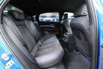 Audi e-tron, 158 kW, elekter, automaat, nelikvedu