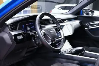 Audi e-tron, 158 kW, elekter, automaat, nelikvedu