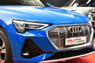 Audi e-tron, 158 kW, elekter, automaat, nelikvedu