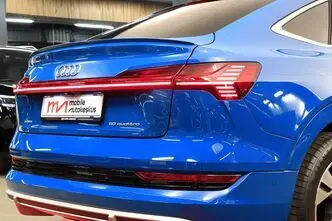 Audi e-tron, 158 kW, elekter, automaat, nelikvedu