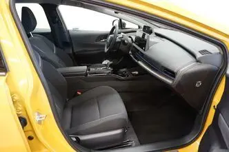 Toyota Prius, 2.0, 111 kW, подключаемый гибрид, автомат, передний привод