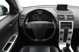 Volvo V50, 2.0, 107 kW, bensiin, manuaal, esivedu