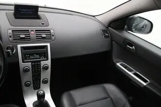 Volvo V50, 2.0, 107 kW, bensiin, manuaal, esivedu