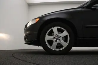 Volvo V50, 2.0, 107 kW, bensiin, manuaal, esivedu