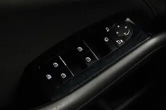 Mazda 3, 2.0, 132 kW, hübriid, manuaal, esivedu