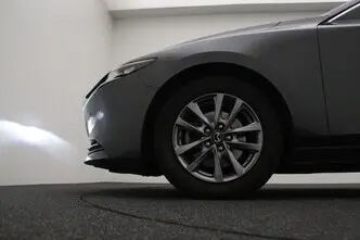 Mazda 3, 2.0, 132 kW, hübriid, manuaal, esivedu