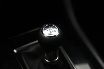 Mazda 3, 2.0, 132 kW, hübriid, manuaal, esivedu