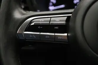 Mazda 3, 2.0, 132 kW, hübriid, manuaal, esivedu