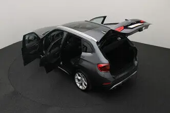 BMW X1, 2.0, 135 kW, petrol, automatic, rear-wheel drive
