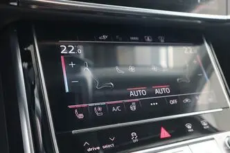 Audi A8, 3.0, 250 kW, подключаемый гибрид, автомат, полный привод