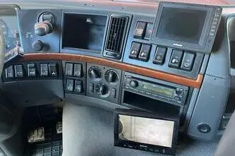 Volvo FM 480 8x2, 12.8, 353 kW, diisel