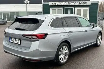 Škoda Superb, 1.5, 110 kW, hybrid, automatic, front-wheel drive