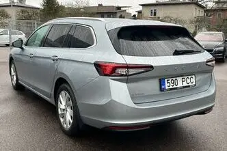 Škoda Superb, 1.5, 110 kW, hybrid, automatic, front-wheel drive