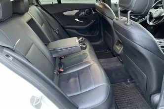 Mercedes-Benz C 200, 1.6, 100 kW, дизель, автомат, задний привод