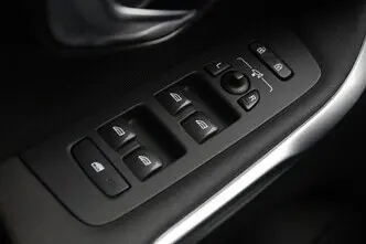 Volvo V40, 2.0, 88 kW, diisel, manuaal, esivedu