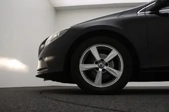 Volvo V40, 2.0, 88 kW, diisel, manuaal, esivedu